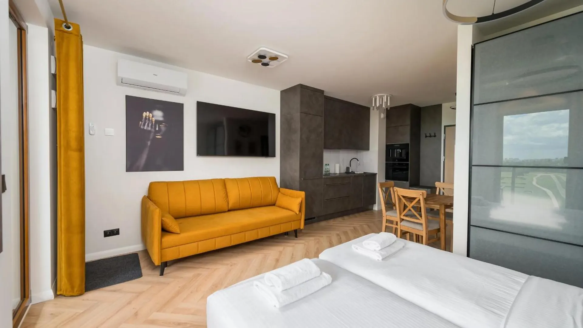 Apartament Premium Studio Klobucka Airport Warszawa